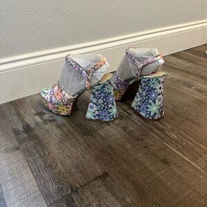 Gianni Bini Multicolor Floral Platform Heels